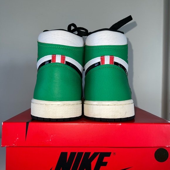 Jordan 1 Retro High Lucky Green, size 8W - Picture 2 of 3